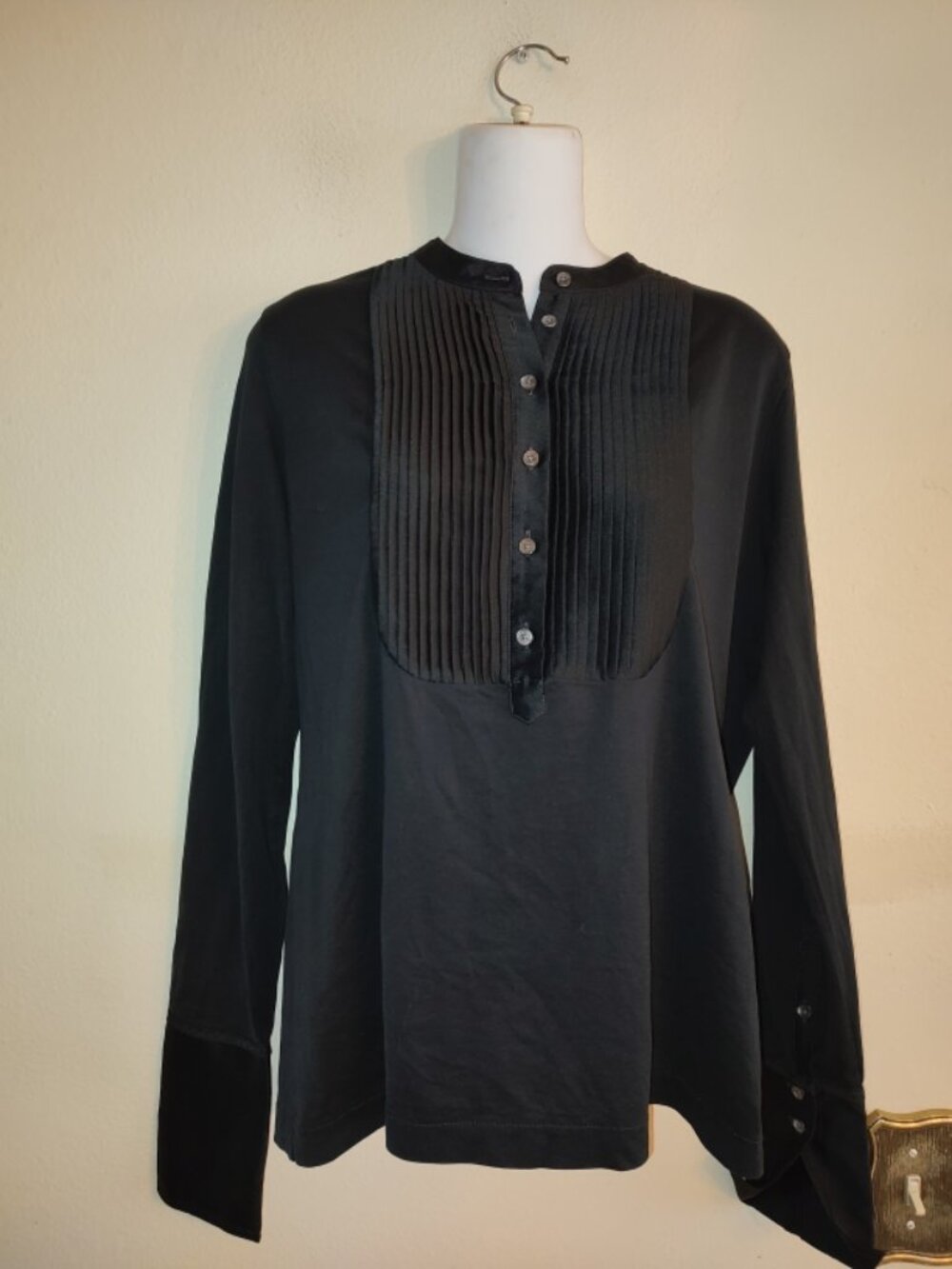 Womens J Crew Lightweight Black Pleated Pintuck Bib Button Up Blouse Top Size M